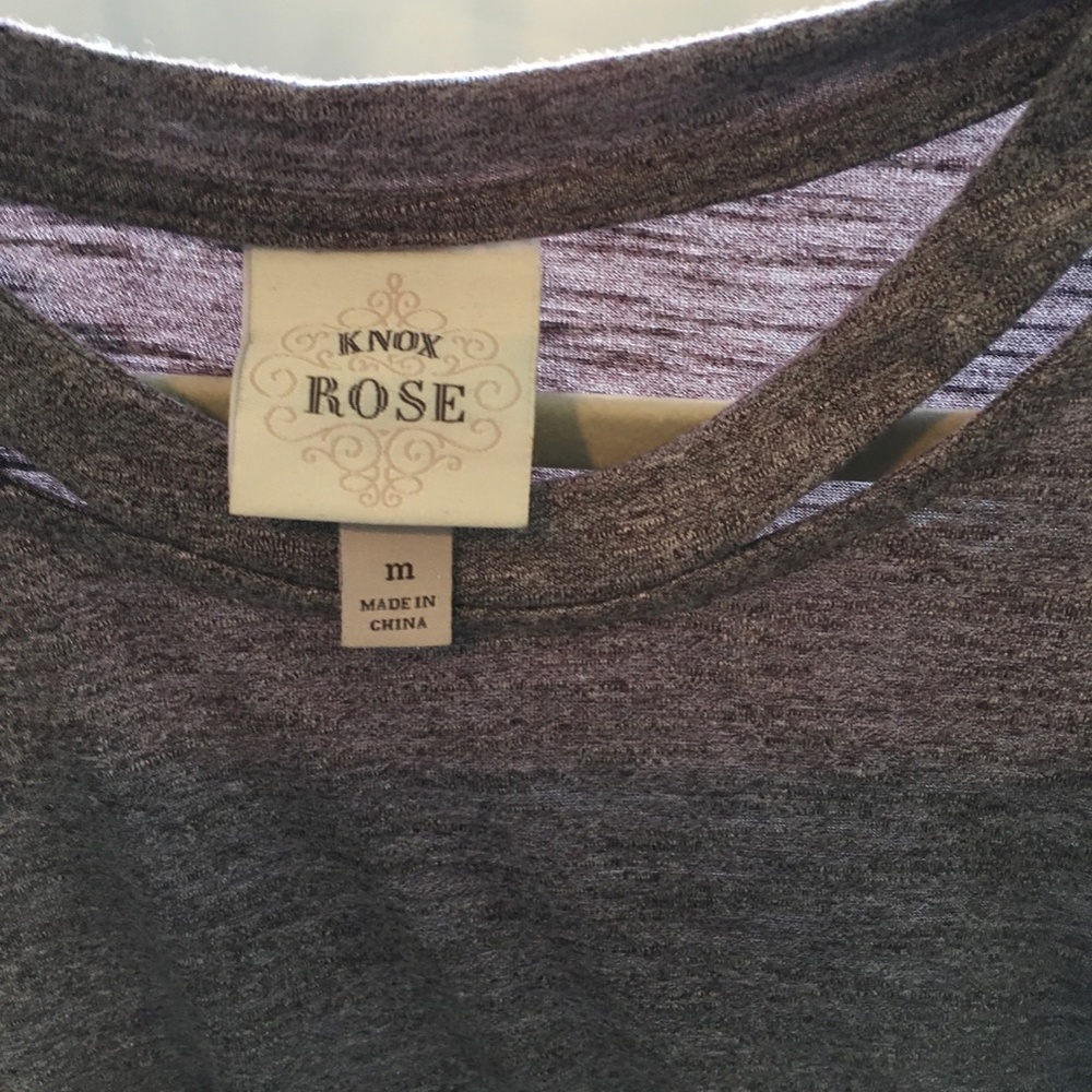 KNOX ROSE SLEEVELESS TOP WITH CUTOUT NECKLINE ROUND NECK, C… - Picture 6 of 6